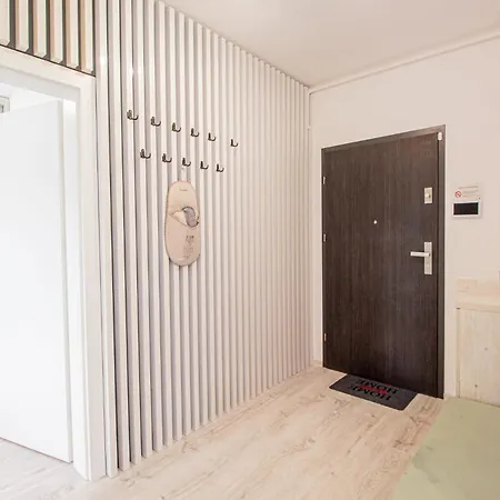 Apartment Mohost View 2br - Luxury With Mountains View *