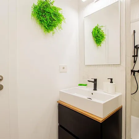Mohost View 2Br - Top Floor Luxury Mountains View -Ac- 公寓