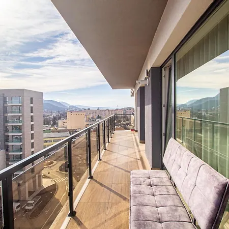 Luxury 2br 10thfloor Mountain View Large Balcony Floor Heating New Building Board Games Self Check-in Shopping Center 360 Tour Free Parking Appartement