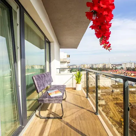 Apartment Floor Luxury Apartment- Family Friendly - Mountain View - Huge Balcony Brasov