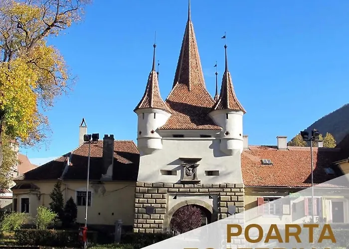 Spacious Holiday New Apartment- Family Friendly - Mountain View - Huge Balcony - Top Floor - Acs - Outlet Mall - Grocery Apartment Brașov